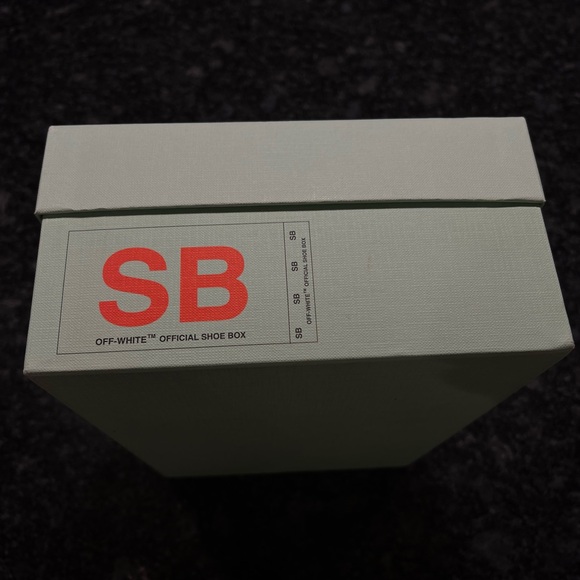 OFF—WHITE MULTI TREK SANDALS SIZE 10 - Picture 6 of 7